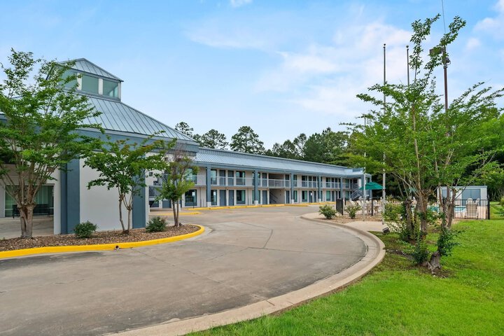 Exterior Photo