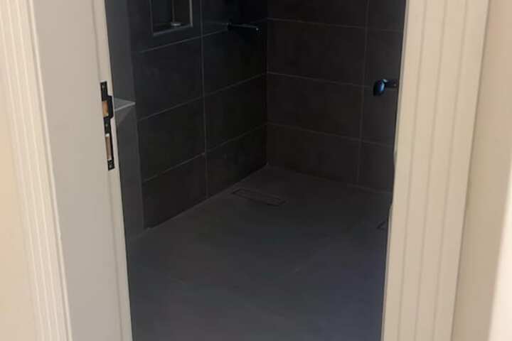 Room 8 of 13