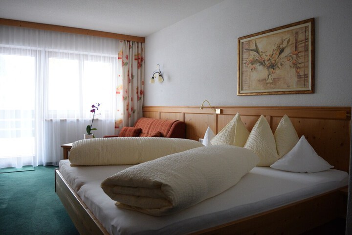 Room 6 of 58