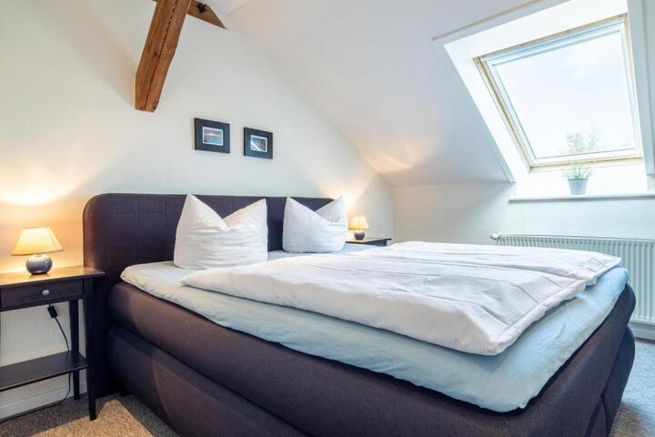 General 81 of 93