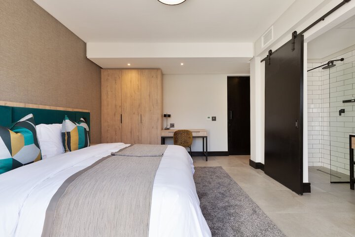 Room 14 of 49