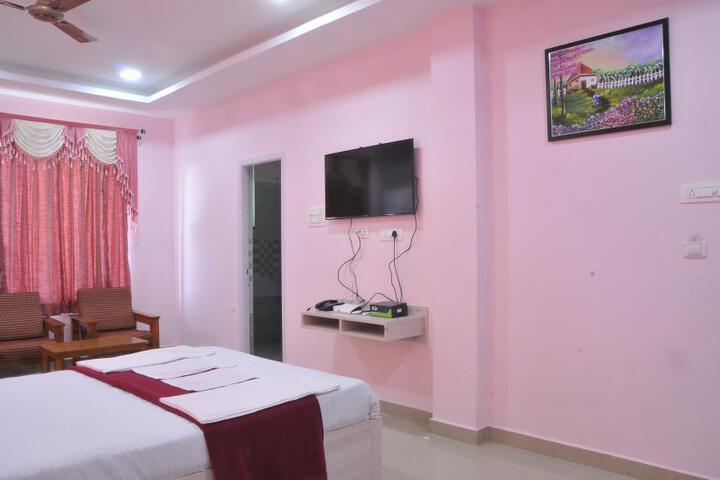 Room 5 of 5