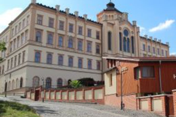 Hotel Adalbert Szent György Ház