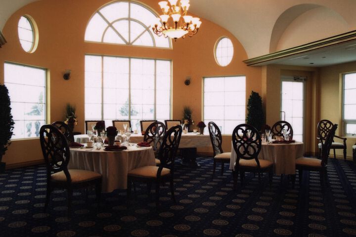 Dining 49 of 62