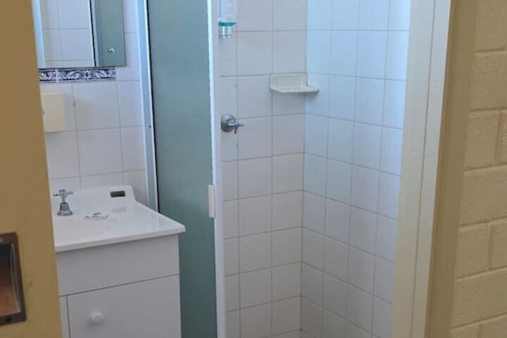 Room 20 of 39