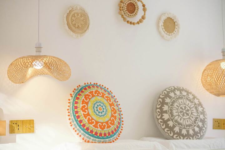 Room 47 of 171