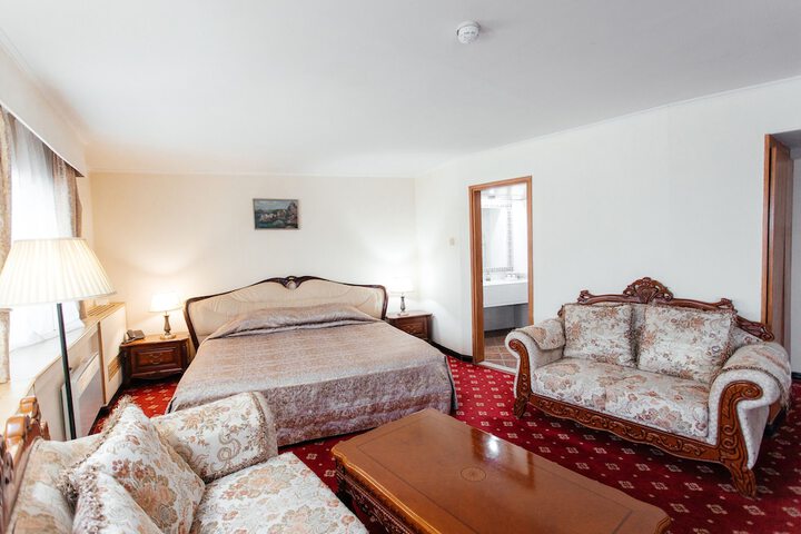 Room 16 of 41