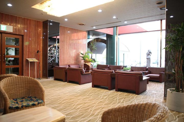 Hotel Lobby