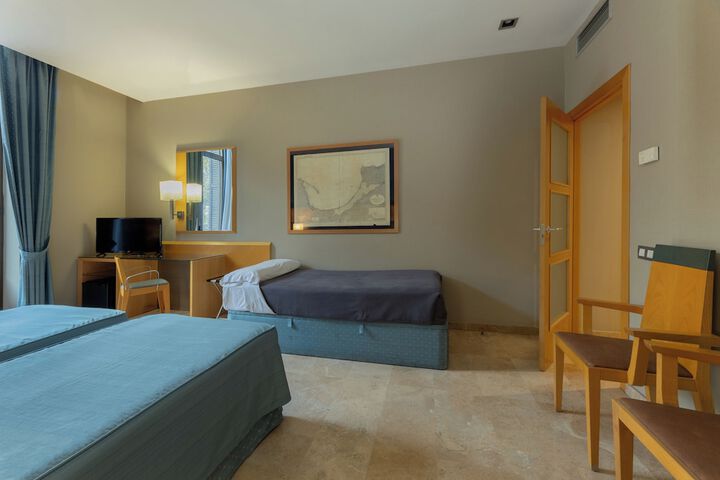 Room 30 of 73