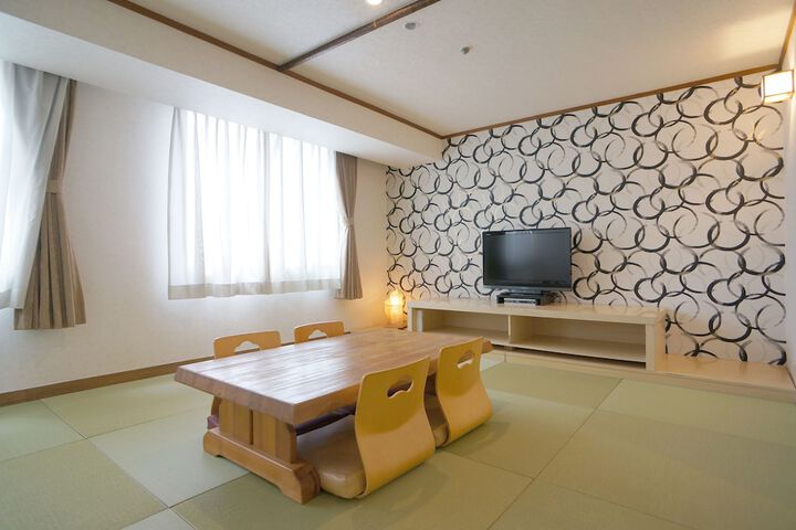 Room 17 of 41