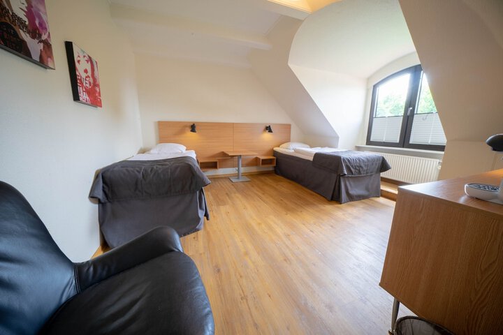 Room 7 of 30