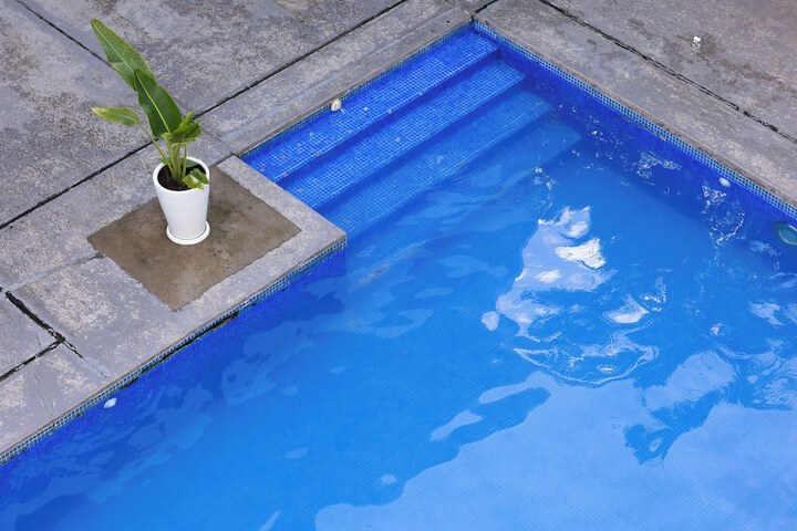 Pool 132 of 146