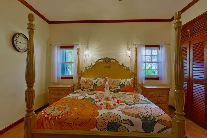 Room 36 of 168