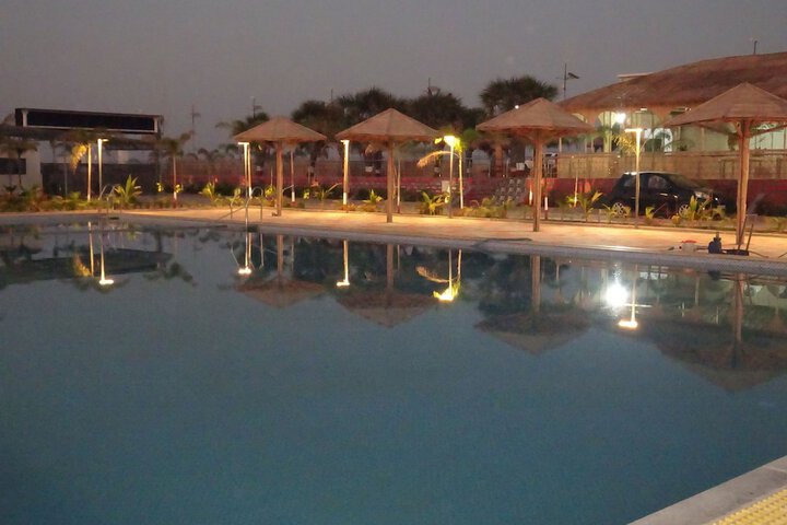 Pool 17 of 35