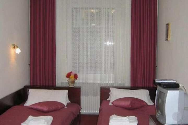 Room 13 of 51