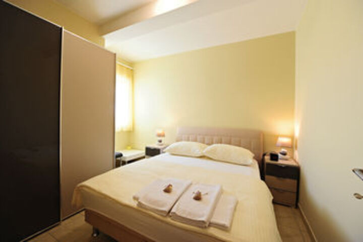Room 20 of 51