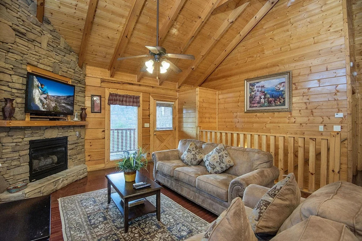 Room 2 of 20