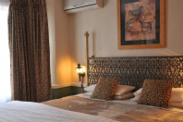Room 54 of 168