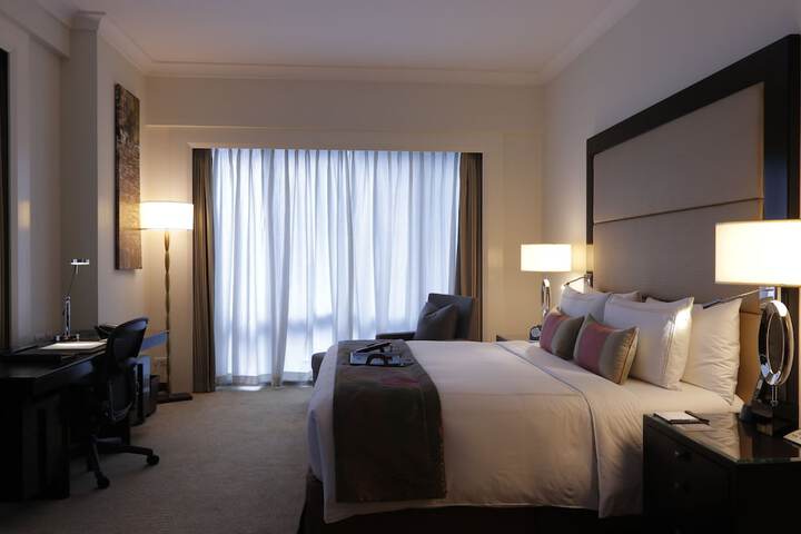 Room 28 of 89
