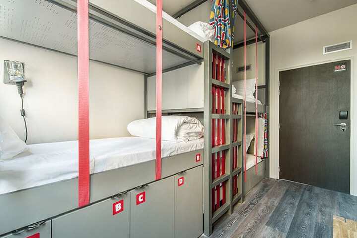 Room 6 of 48