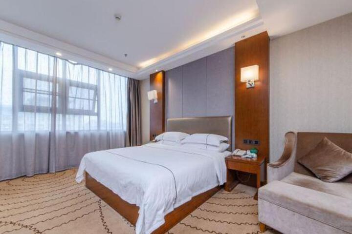 Lang Ting Hotel