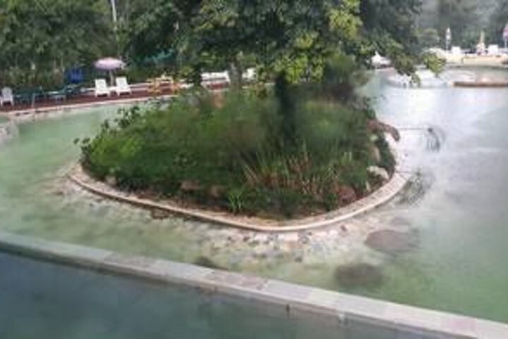 Hotel 4 of 27