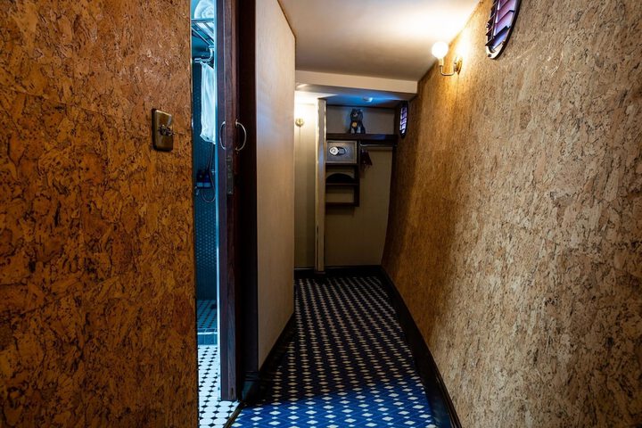 Room 19 of 67