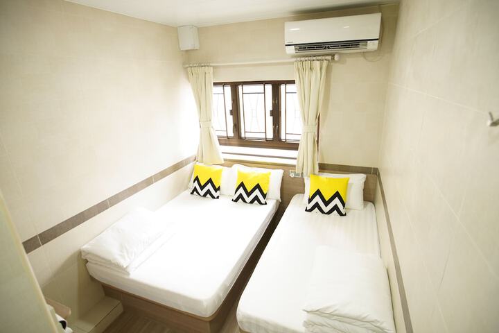 Room 45 of 195