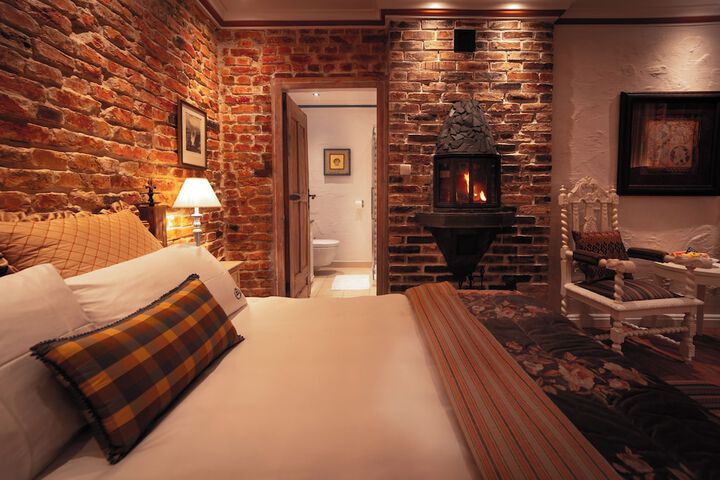 Room 15 of 71