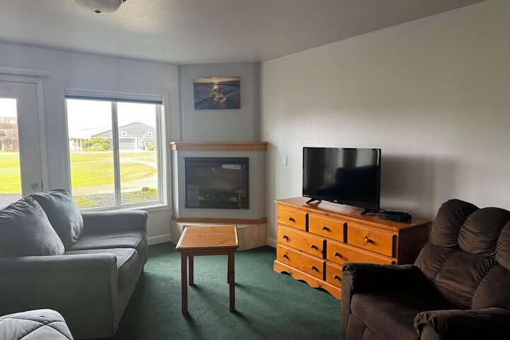 Room 11 of 228