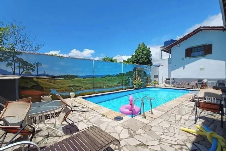 Pool 85 of 149