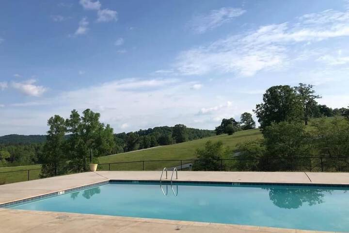 Pool 92 of 108