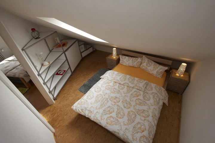 Room 2 of 12