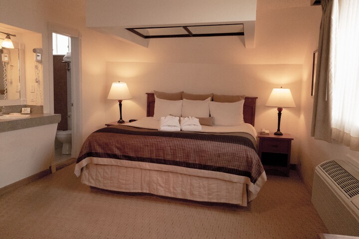 Room 10 of 63