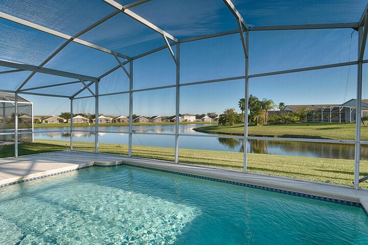 Pool 15 of 17