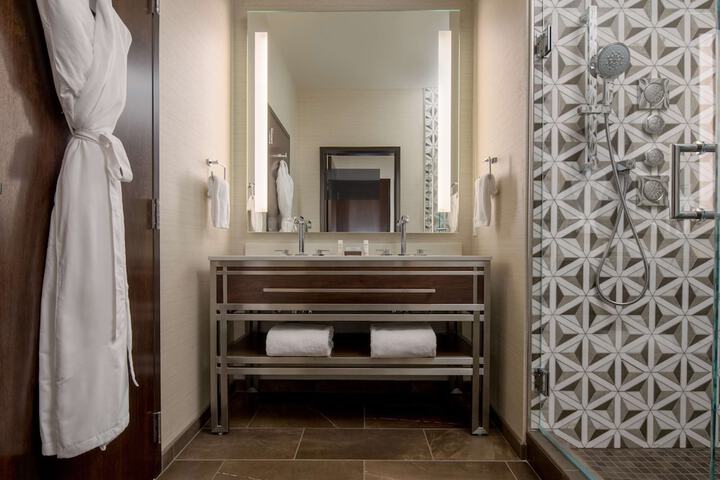 Bathroom shower