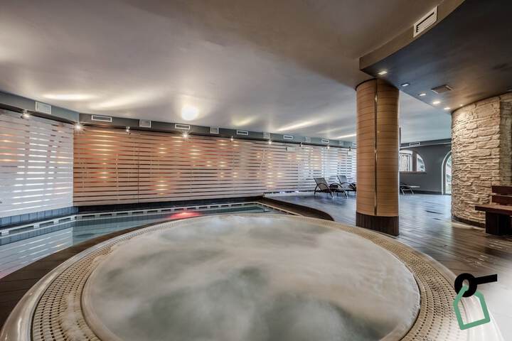 Pool 20 of 65