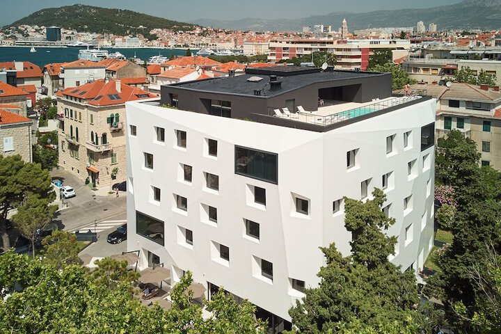 Hotel 58 of 64