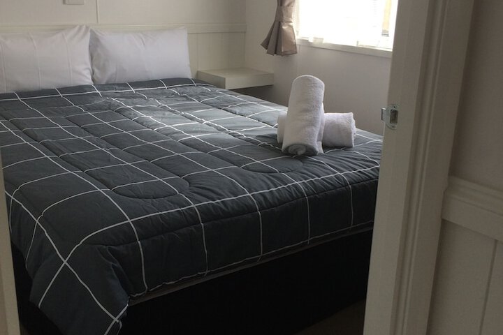 Room 5 of 90