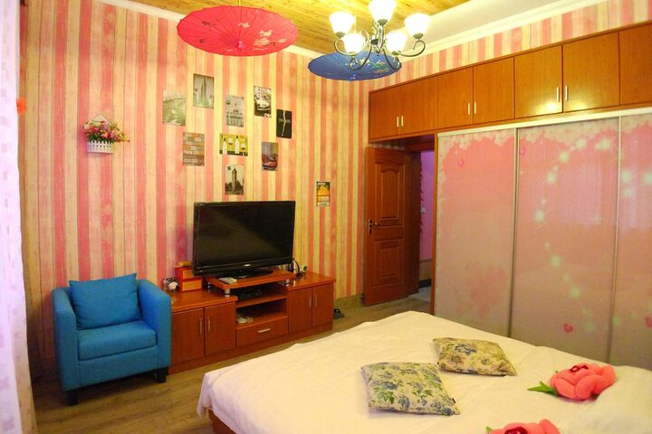 Room 9 of 24