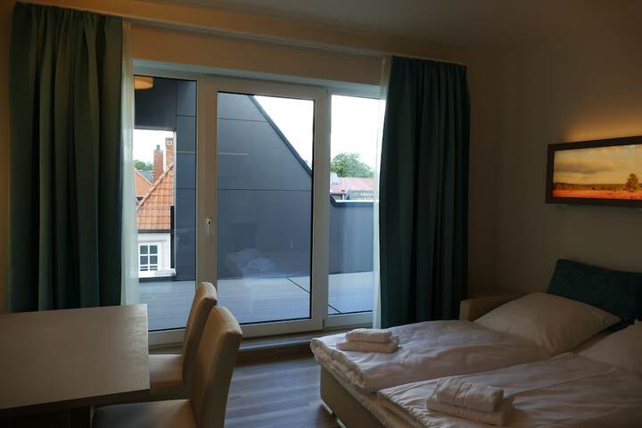 Room 37 of 64