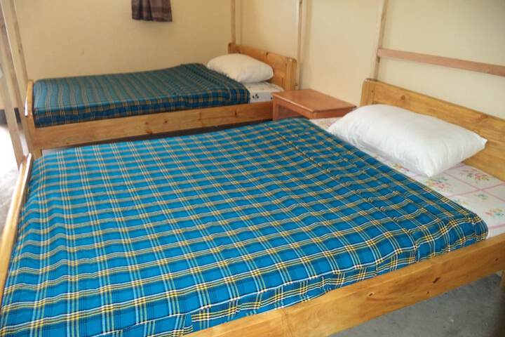 Room 2 of 58