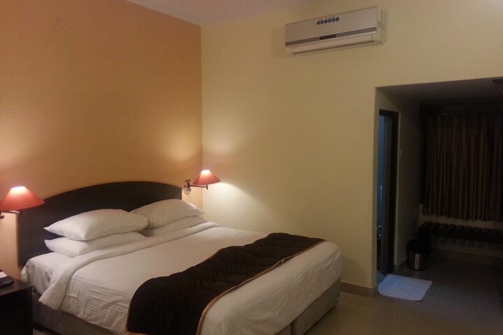 Room 18 of 46