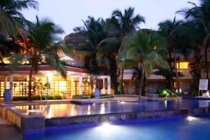 Pool Hotel
