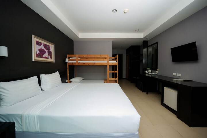 Room 20 of 49