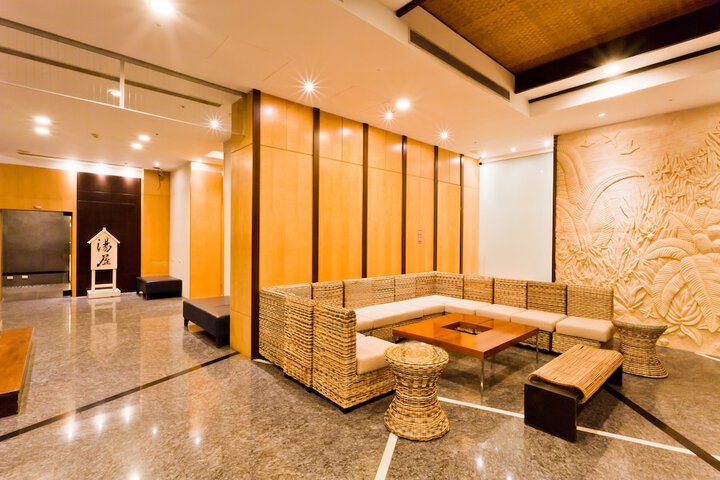 Guest Lobby