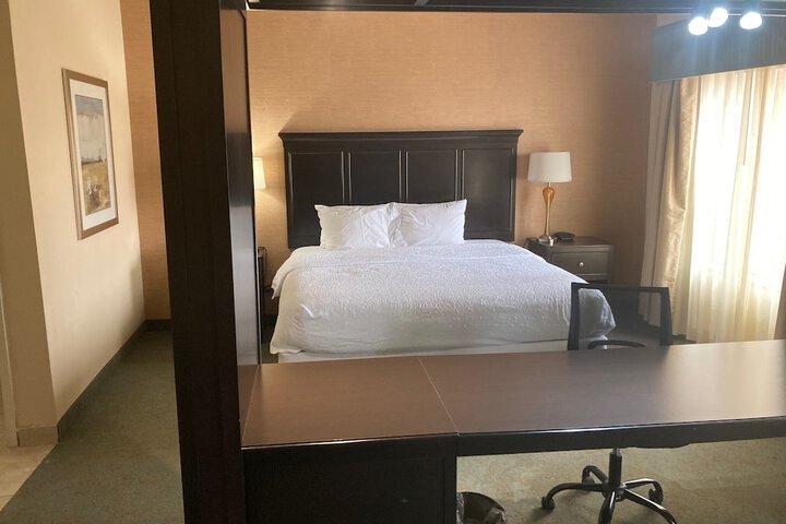 Room 17 of 42