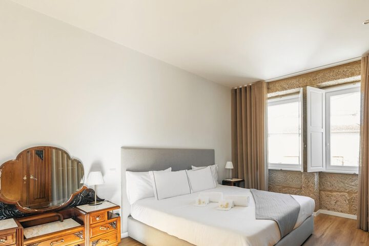 Room 6 of 44