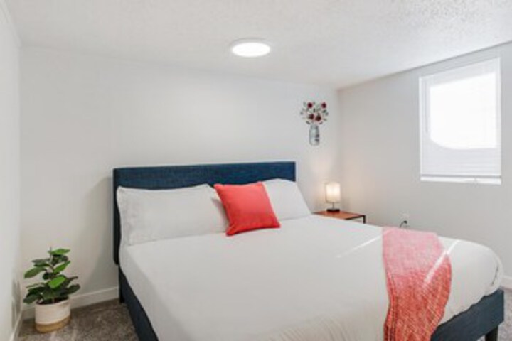 Room 88 of 103