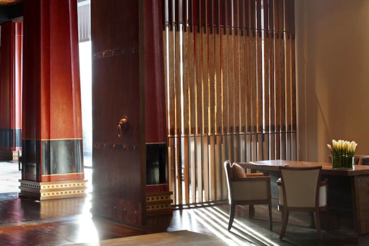 Guest Lobby